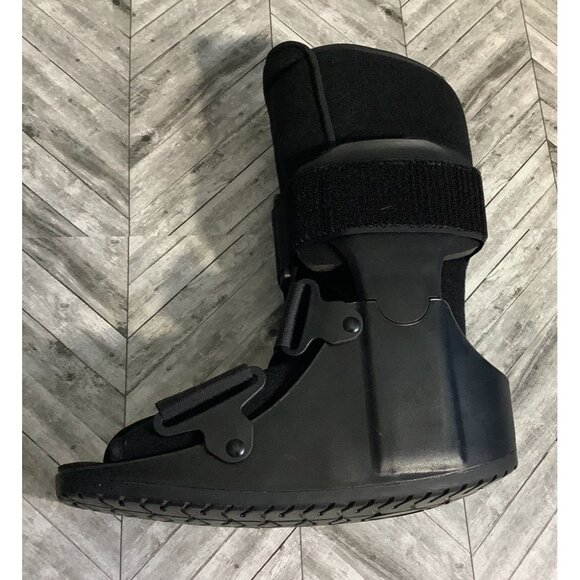 United Ortho Ankle Stabilizer Small Sprains Stress Fracture Foot Achilles Tendon - Picture 3 of 5